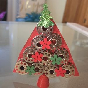 Cute little bobbin 5" tree for you crafters out there+ free gift